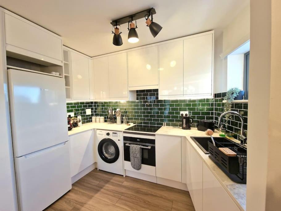 Luxury Station Apartment By Payman Club CBG エクステリア 写真